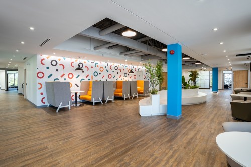 Modern Large Conference Room in North York - Image 1