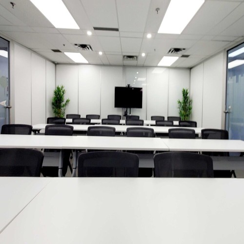 Boardroom 30 User Hybrid Training meeting room- Image 0