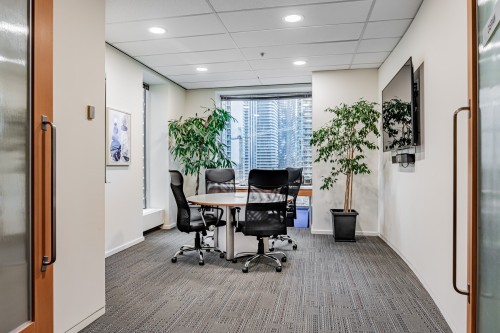 Caspian Room - Image 1