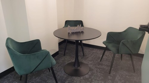 CONFERENCE ROOM - Image 2