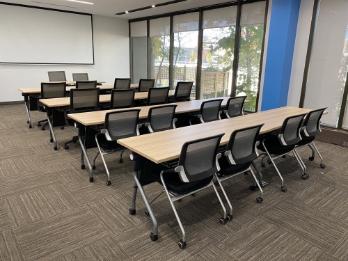 Modern & Fully Equipped Training Room - Image 2