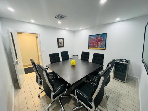 CONFERENCE ROOM (8 Seats) - Image 2