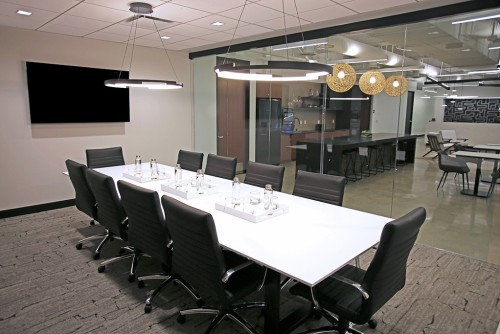 10 Person Meeting Room - Image 1