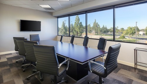 10 Person Meeting Room - Image 1