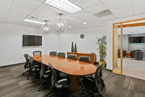 10 Person Meeting Room - Cascade - Image 1