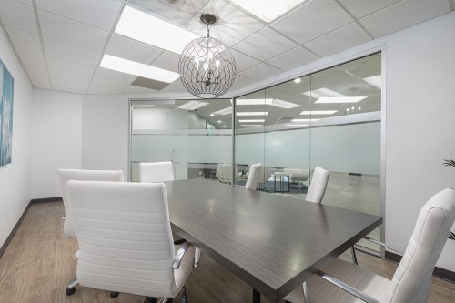 6 Person Meeting Room - Image 5