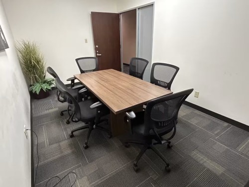 Medium Conference Room at Executive Workspace Trinity Centre - Image 1