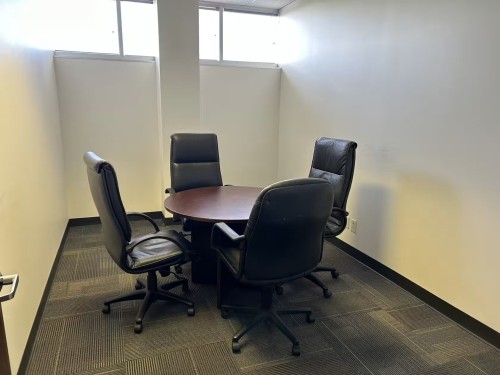 Small Conference Room at Executive Workspace Trinity Centre - Image 2