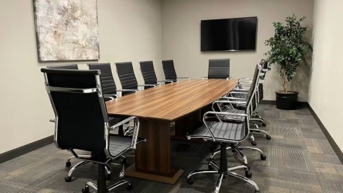 Large Conference Room at Executive Workspace Plaza at Legacy - Image 1