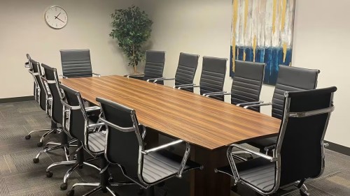 Large Conference Room at Executive Workspace Park Ventura - Image 3