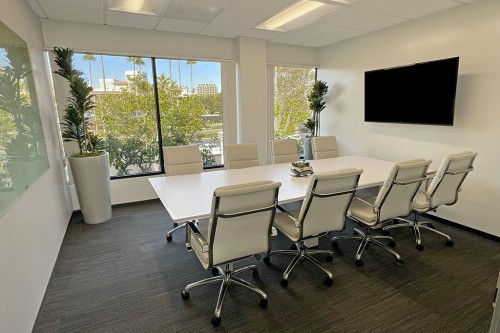 Boardroom 8 Person Meeting Room-120-2nd floor-medium- Image 0