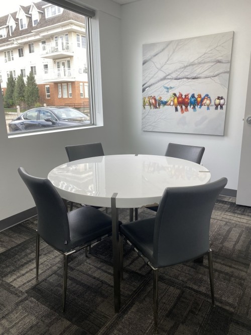 Private Work Space/Meeting Room - Image 2