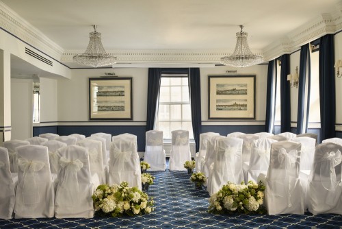 Boardroom The Queen Suite - Image 2