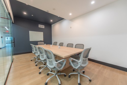Boardroom 10 people meeting room - Image 1