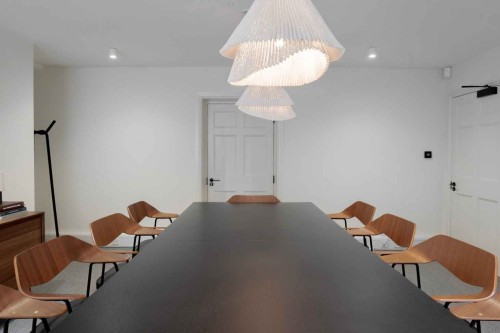 3 BLOOMBURY PLACE MEETING ROOM - Image 4