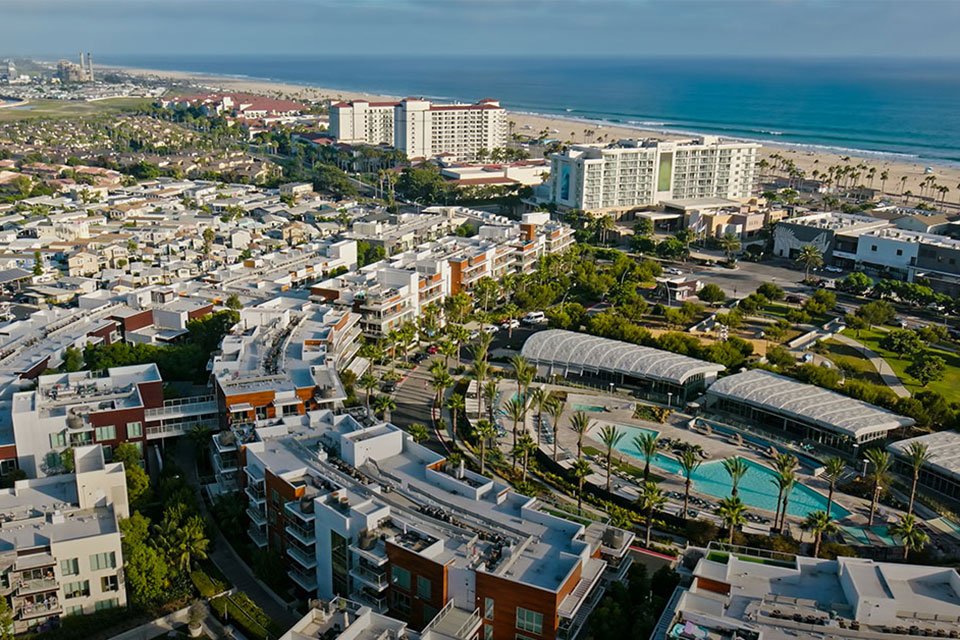 City - Huntington Beach