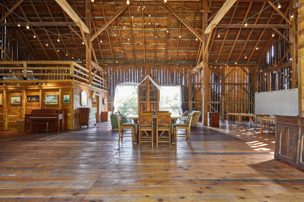 Fawks Nest Barn - Image 1