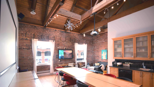 Stunning Byward Marketview Meeting Room - Image 1