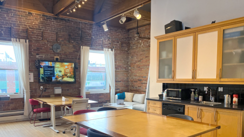Stunning Byward Marketview Meeting Room - Image 5
