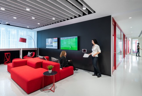 The UNITED Room - Image 3