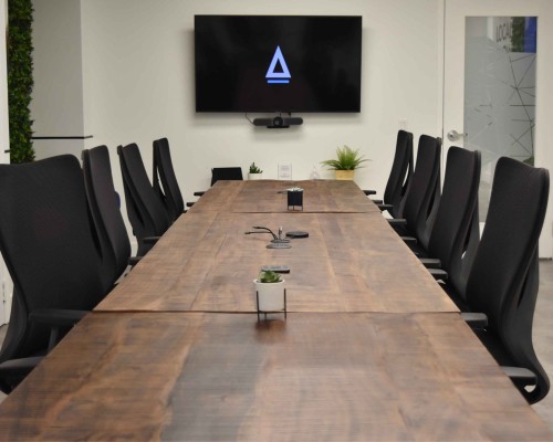 BOARDROOM KING EAST - Image 1