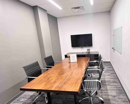 WORKROOM NORTH YORK - Image 3