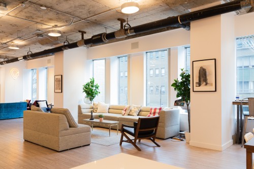 Versatile event space / lounge area in Toronto - Image 4