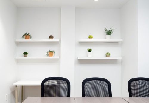 Modern 10-Seater Boardroom - Image 4
