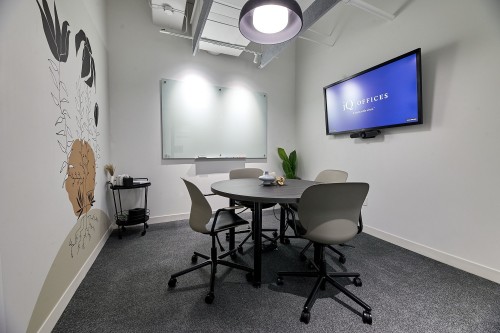 Burrard Room - 4 Person Meeting Room - Image 1