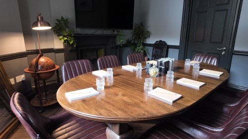 Fitzrovia Boardroom for Hire – Boutique Meeting Venue in Central London - Image 4