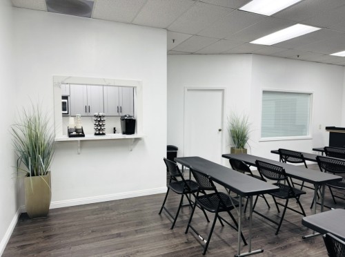 Vista Meeting Room - Image 2