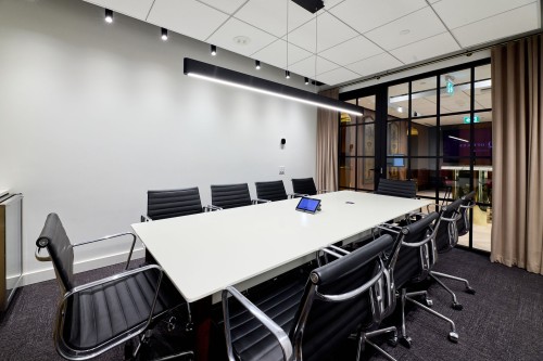 London (LSE) Room - 10 Person Meeting Room - Image 4