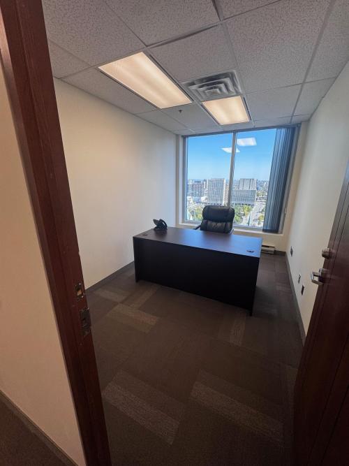 Guest Office 1 - Image 1