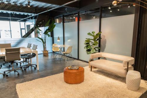 Suite 100M - Image 3