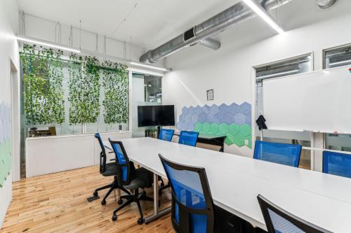 Boardroom Collaborative Workspace in Rittenhouse Square - Image 1