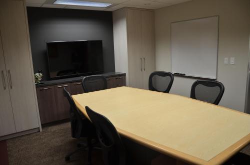 Suite 220 Boardroom - Image 2