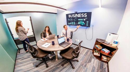Boardroom Small Meeting Room - Image 0