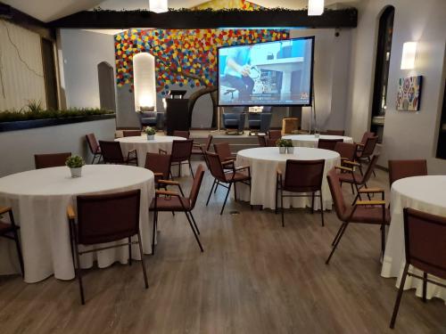 Main Conference Hall - Image 3