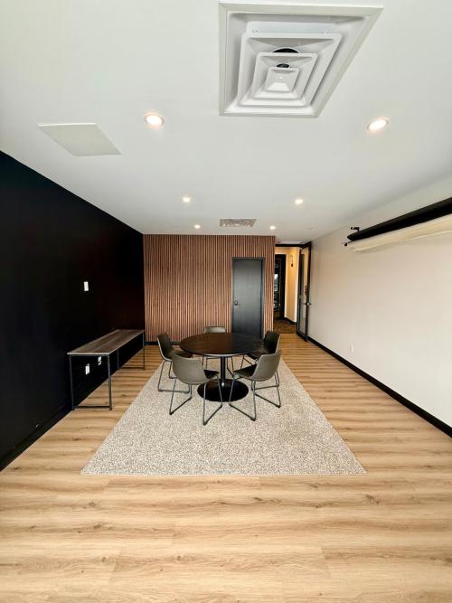 Boardroom Media Meeting Space - Image 2