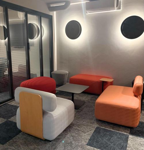 4 Garrett Street Meeting Room 1 - Image 2