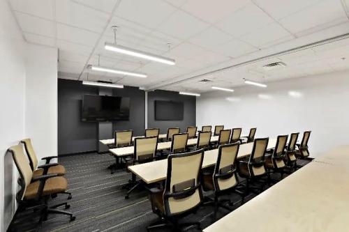 Fully Equipped Training Room by Galleria - Image 1