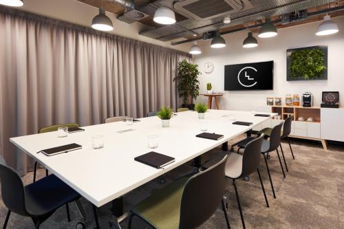 Boardroom Glasgow - M2:13 - Image