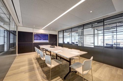 Boardroom Meeting Room 4:M1 - Image 0