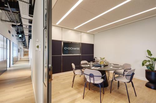 Boardroom Meeting Room 8:M1 - Image 0