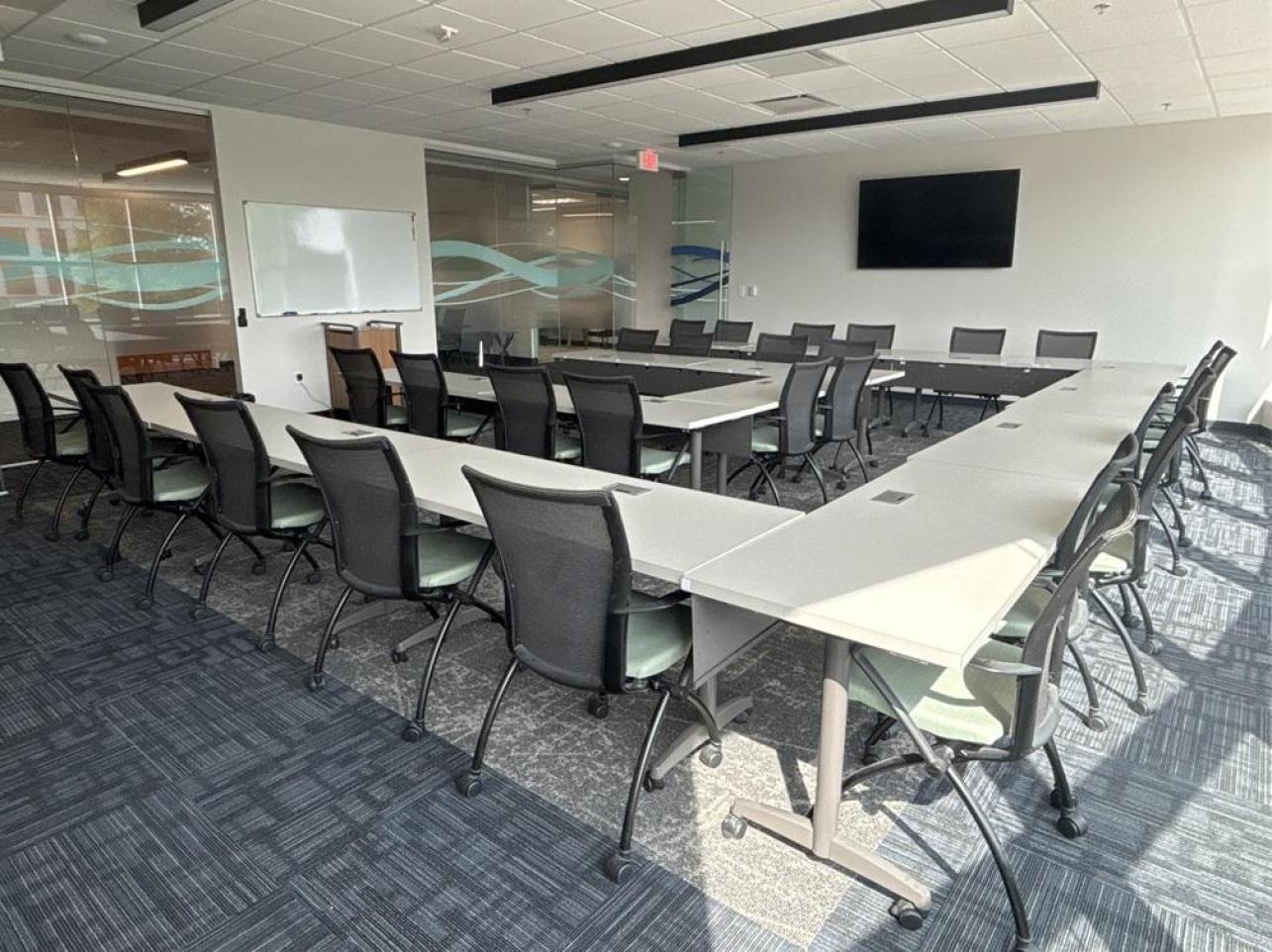 Whitehall Executive Boardroom - Image 1