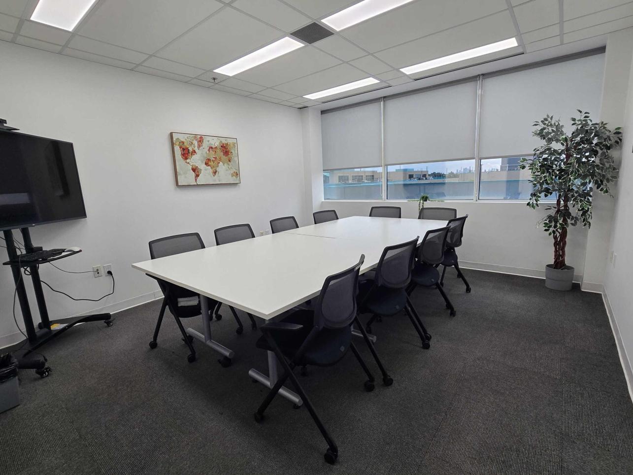 Conference Room - 10 users - Image 1