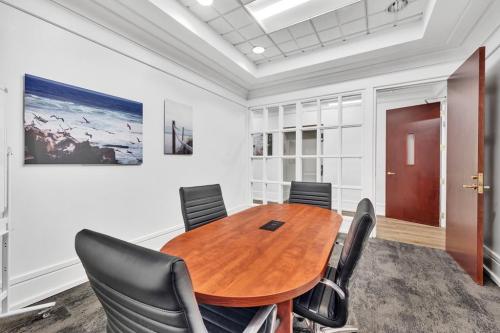 4 Person Meeting Room - Image 2
