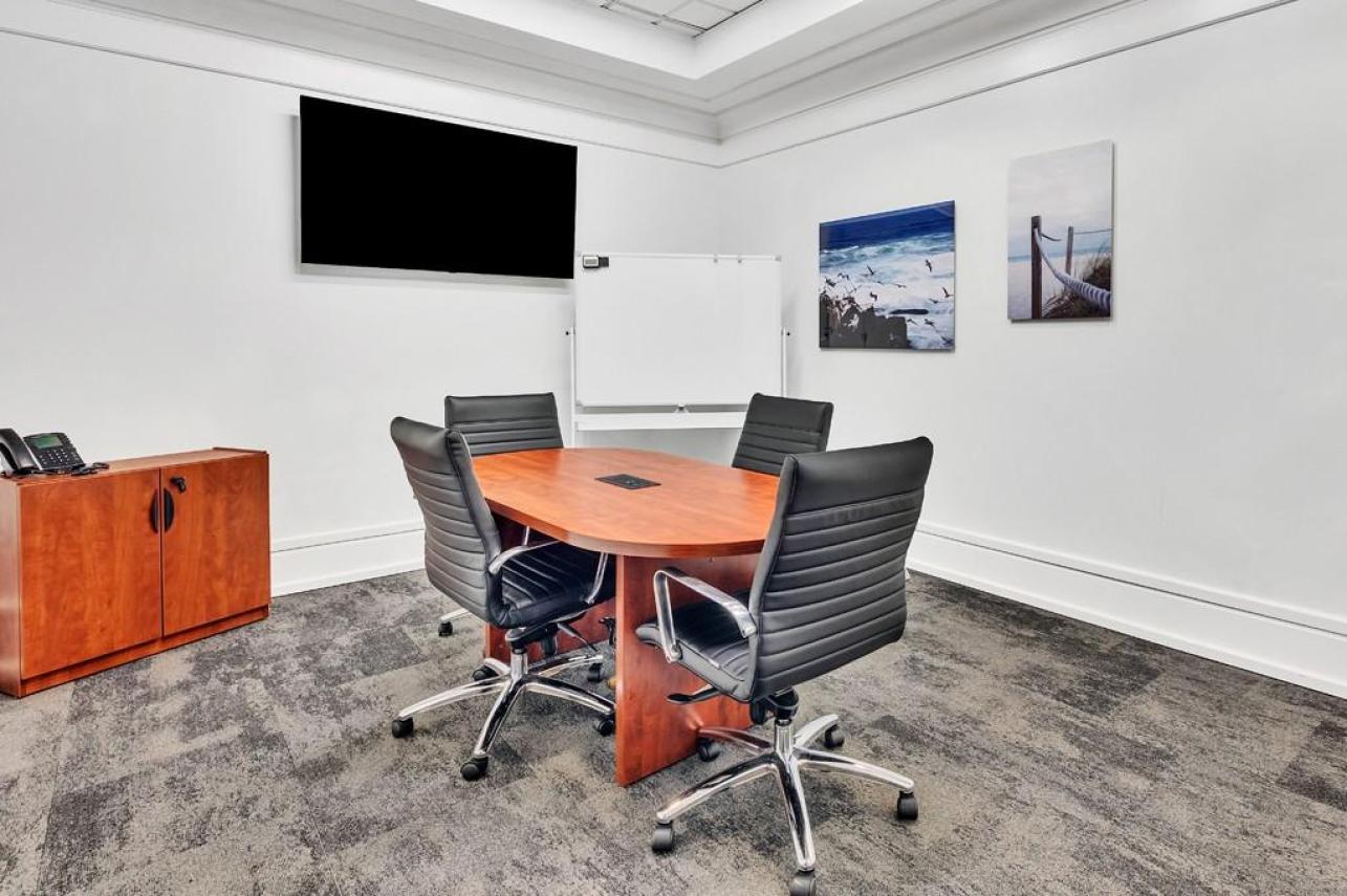 4 Person Meeting Room - Image 1