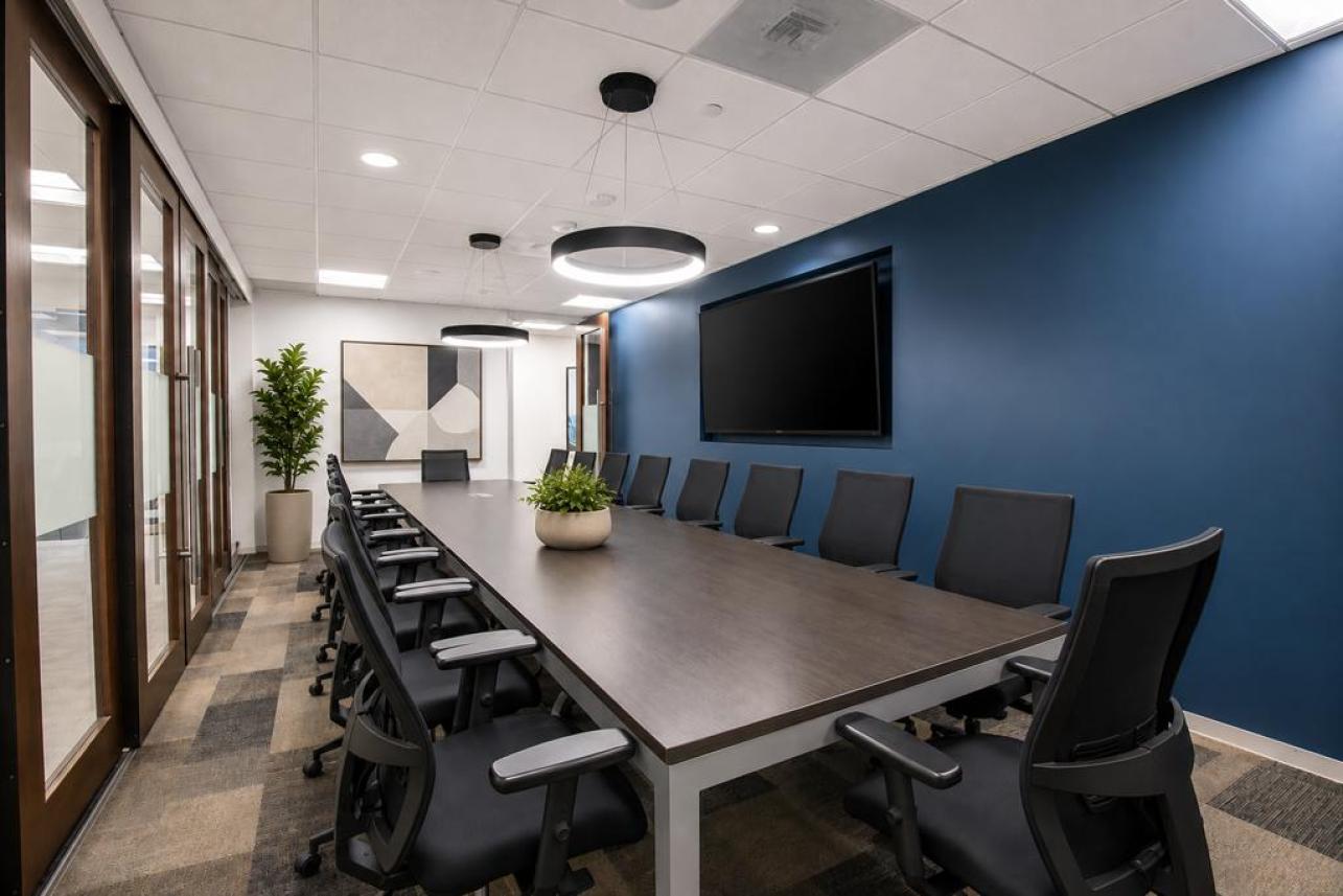 18 Person Meeting Room- Pacific boardroom - Image 1
