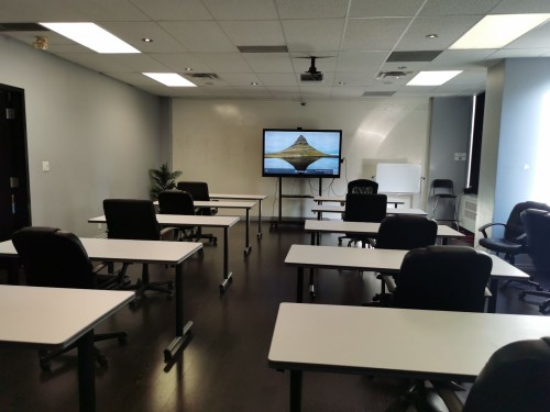 6th floor Large Boardroom (625 sq ft) - Image 2